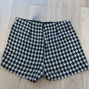 Black and white houndstooth high waisted shorts